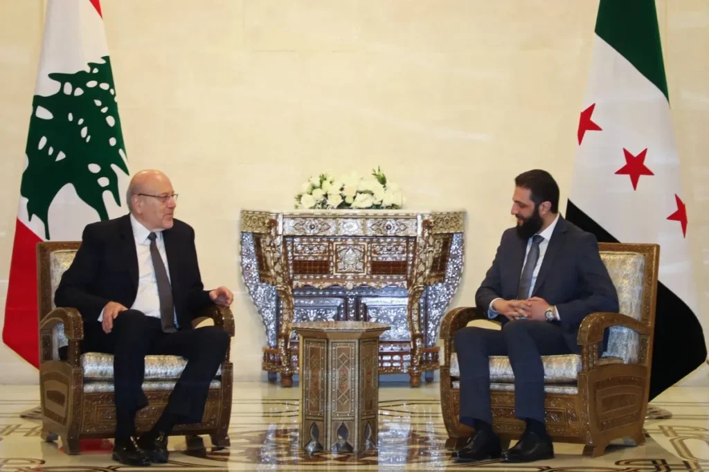 اجتماع لبناني - سوري يبحث ملفات مشتركة ويخرق جمود العلاقات
